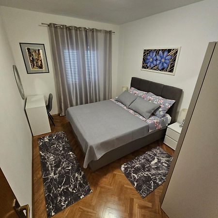 Apartments Grgic Trogir Eksteriør billede