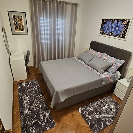 Apartments Grgic Trogir Eksteriør billede