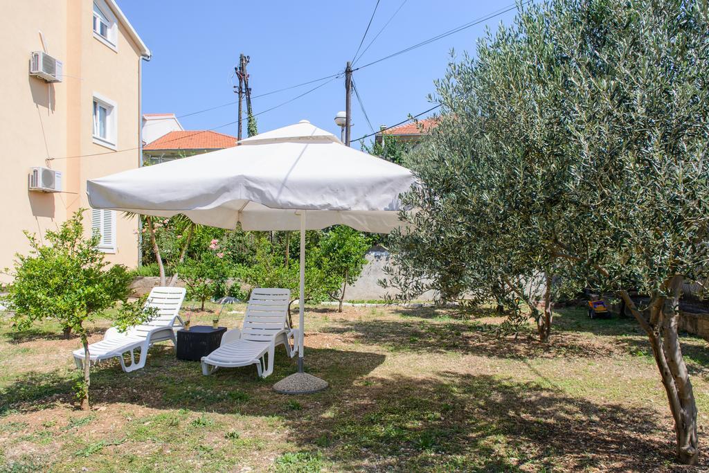 Apartments Grgic Trogir Eksteriør billede