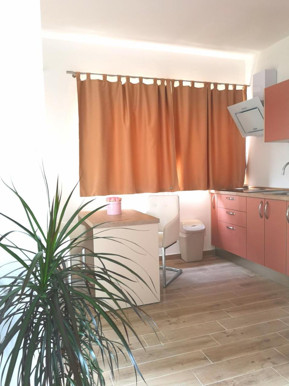 Apartments Grgic Trogir Eksteriør billede