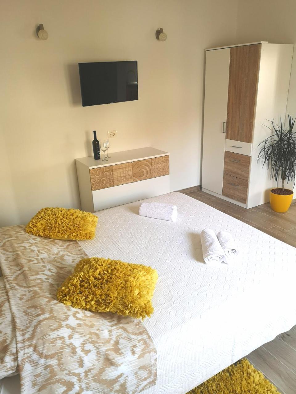 Apartments Grgic Trogir Eksteriør billede